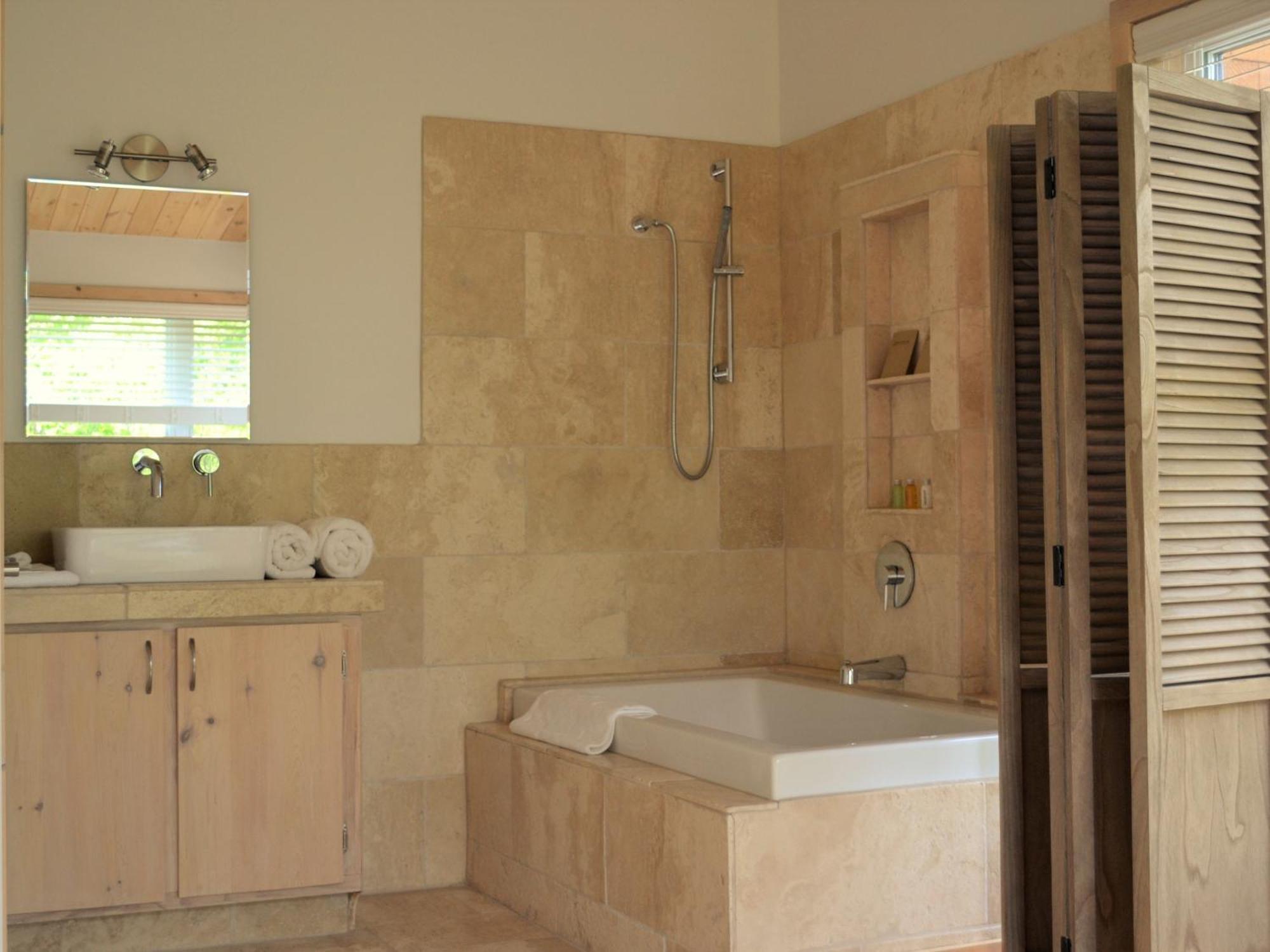Eco Spa Highland Grenville-Sur-La-Rouge Room photo