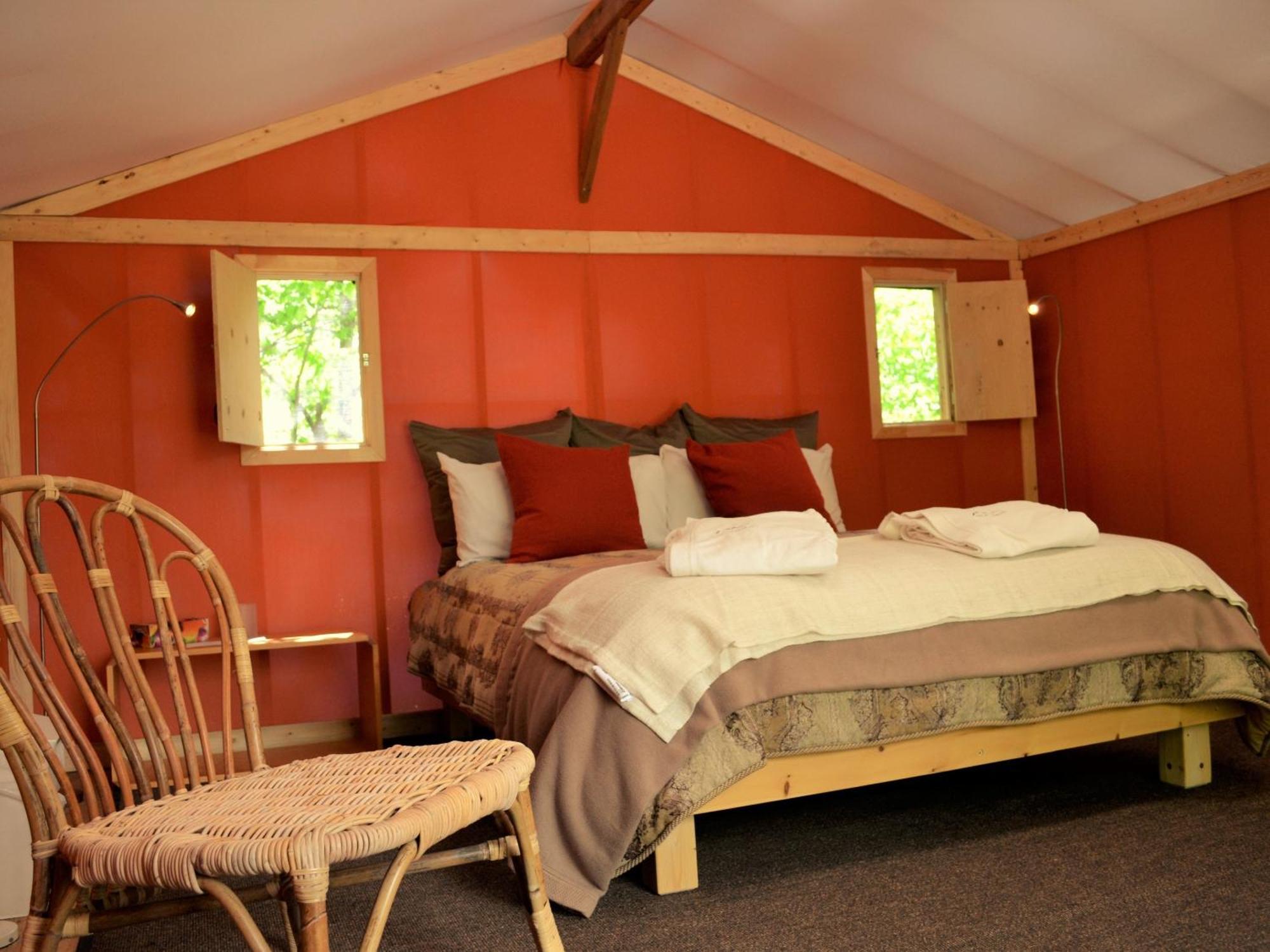 Eco Spa Highland Grenville-Sur-La-Rouge Room photo