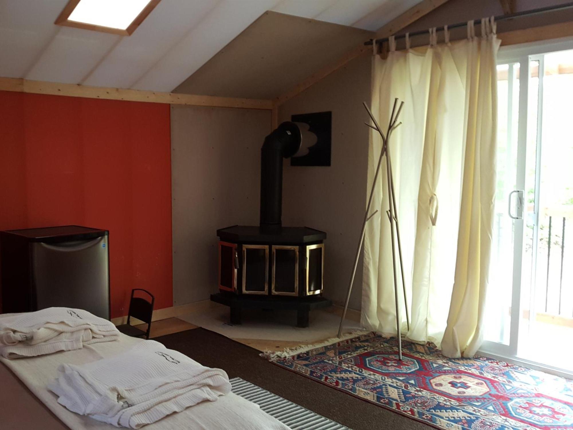 Eco Spa Highland Grenville-Sur-La-Rouge Room photo